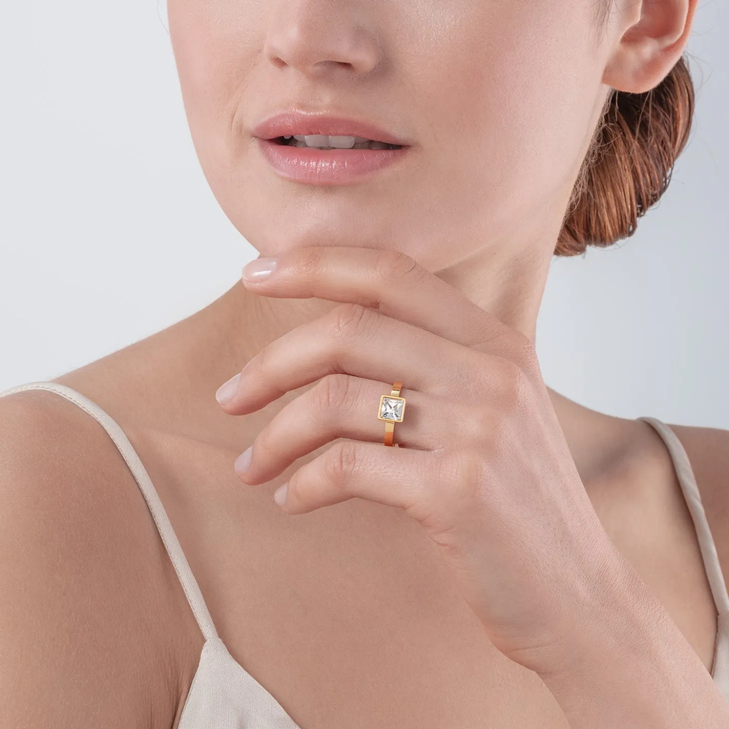 Brilliant Square big ring gold crystal