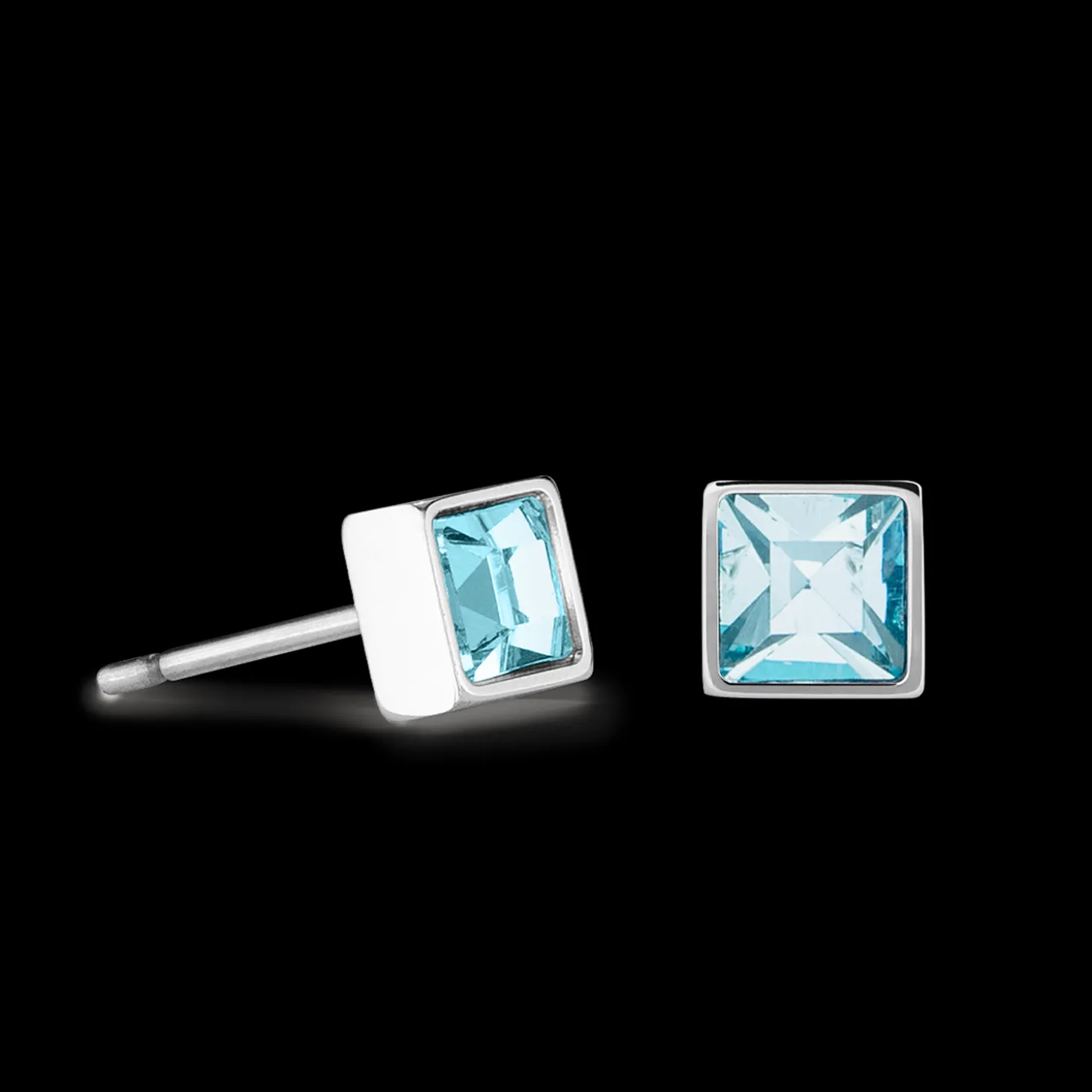 Brilliant Square small earrings silver aqua