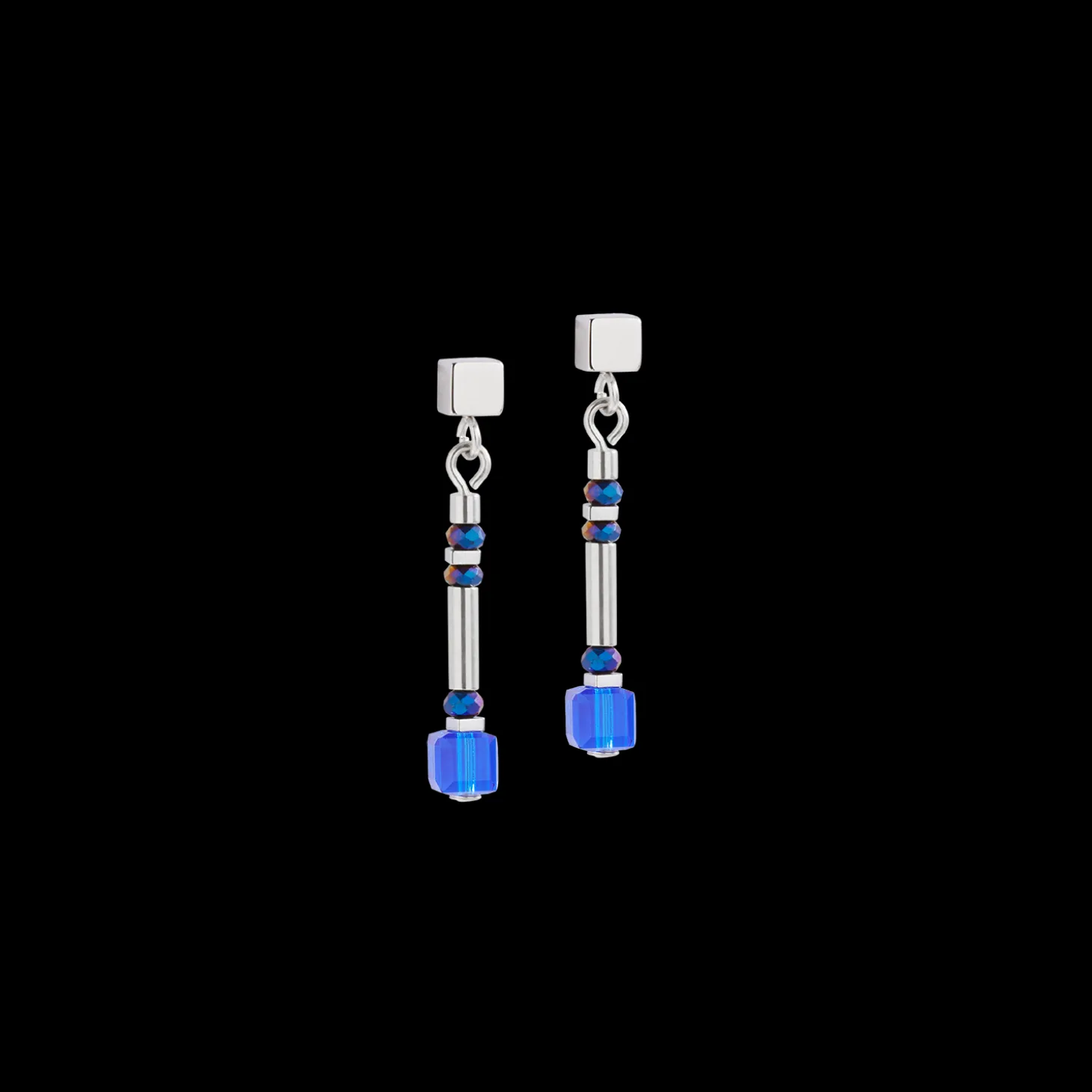 Cube Story Minimalistic Sparkling earrings blue