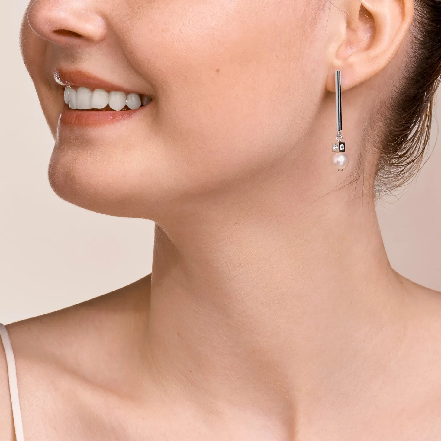 Earrings Asymmetry freshwater pearls & stainless steel white-silver
