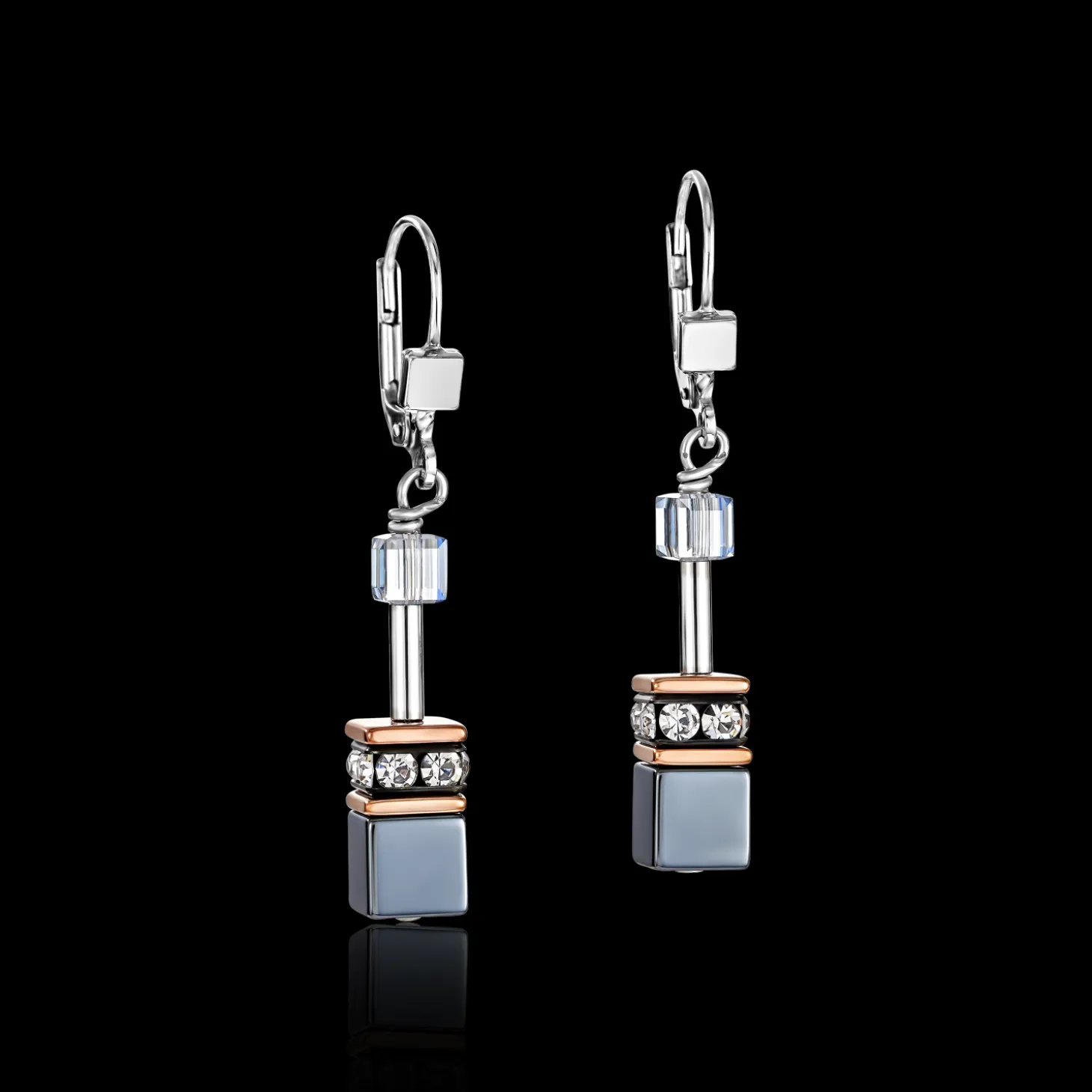 GeoCUBE® Earrings ice blue