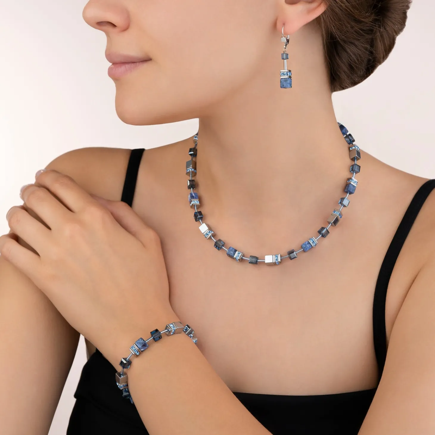 GeoCUBE® Necklace sodalite & haematite blue