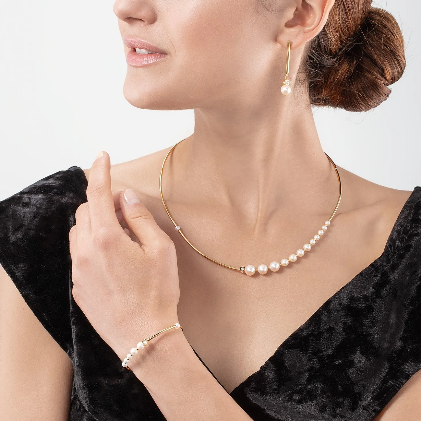 Necklace Asymmetry Freshwater Pearls & stainless steel white-gold