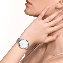Watch Round Mother-of-Pearl Milanaise Stainless Steel Silver
